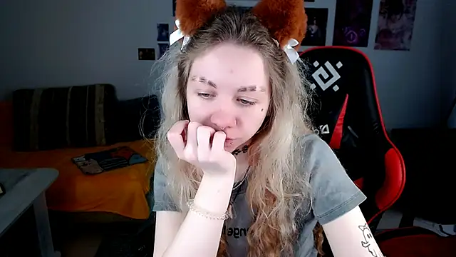 Nica Kawaii online show from 05/01/26, 07:24
