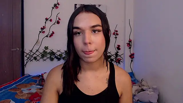Candyy doll   online show from 04/28/26, 02:27