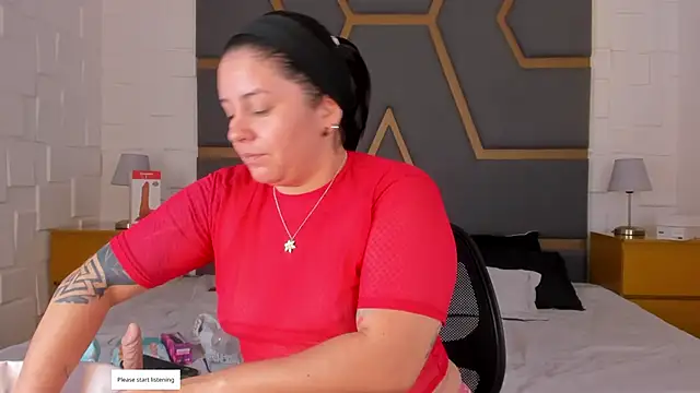 juana valkiria online show from 03/28/26, 03:50