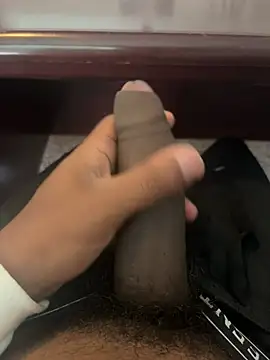 sexcboi69 online show from 04/29/26, 04:55
