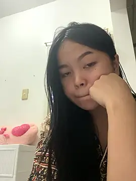 Dancinginfirelight online show from 03/05/26, 09:49