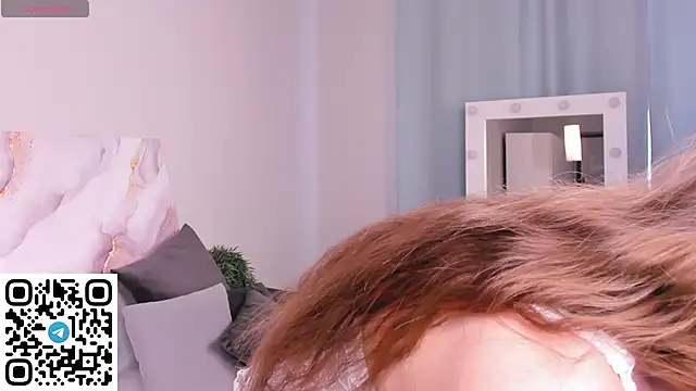 Snapshot of Xenia_paradise chatting on 04/07/26, 01:06 Xenia paradise online show from 04/07/26, 01:06