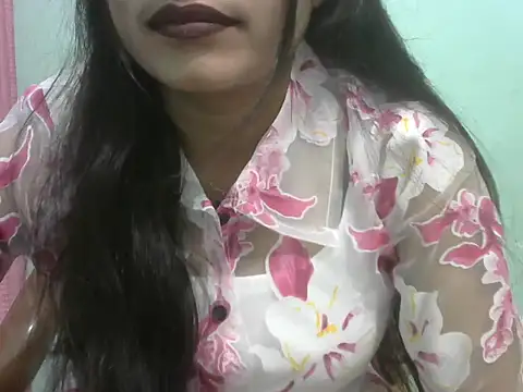 Snapshot of Lovely-Pandey chatting on 03/25/26, 05:30 Lovely-Pandey online show from 03/25/26, 05:30