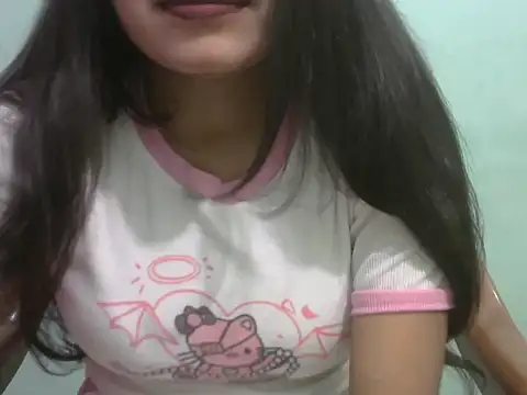 Snapshot of Lovely-Pandey chatting on 04/06/26, 06:03 Lovely-Pandey online show from 04/06/26, 06:03