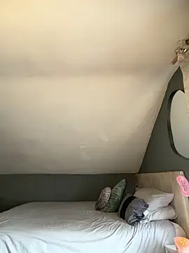 Saskia xx online show from 03/25/26, 09:04