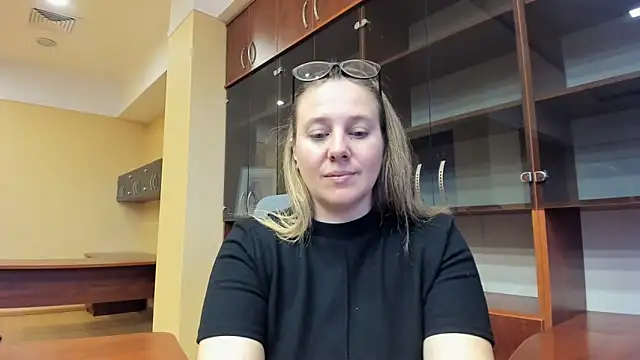 Nionelly online show from 04/01/26, 10:16