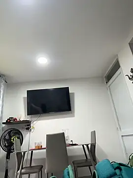 leilani X online show from 04/05/26, 12:13