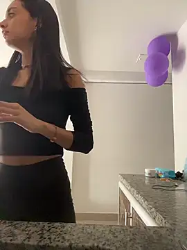 leilani X online show from 05/20/26, 01:50