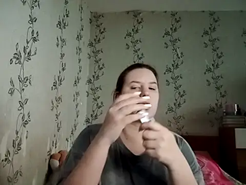 Snapshot of symmetryinvoid chatting on 03/25/26, 06:52 symmetryinvoid online show from 03/25/26, 06:52