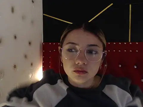 danielawidx online show from 03/12/26, 12:17