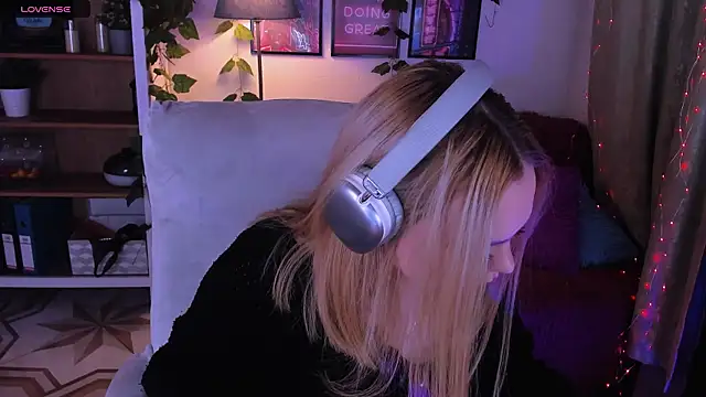 AmeliaMerris online show from 04/29/26, 09:54