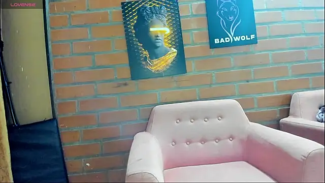 Badwolf818  online show from 04/17/26, 09:01