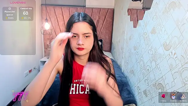 Snapshot of Zoe__Taylor__ chatting on 03/27/26, 11:54 Zoe Taylor online show from 03/27/26, 11:54