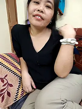 Manisha-Rai online show from 04/10/26, 10:42