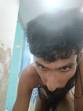 Snapshot of manikanda64 chatting on 05/12/26, 04:26 manikanda64 online show from 05/12/26, 04:26