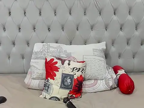 DarkBubble xx online show from 03/08/26, 06:23