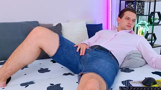 Jimmy Doss online show from 03/19/26, 07:01