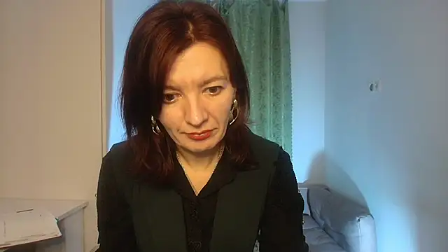 Bonnie Naughtyy online show from 03/11/26, 05:19