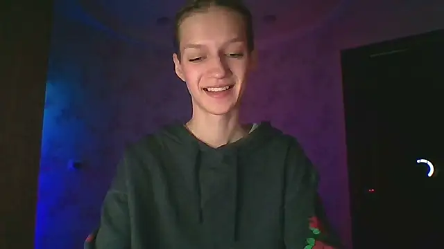 Snapshot of Chrissy_Joyful chatting on 04/30/26, 05:03 Chrissy Joyful online show from 04/30/26, 05:03