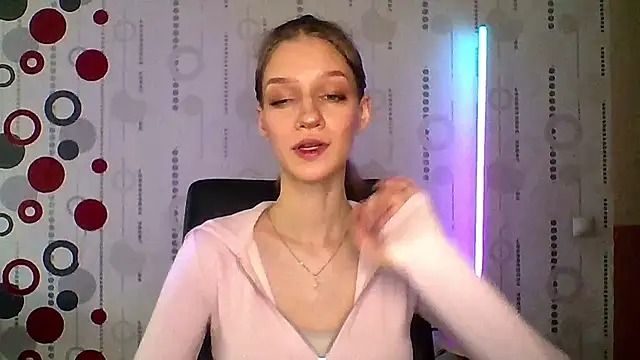 Snapshot of Chrissy_Joyful chatting on 05/06/26, 04:08 Chrissy Joyful online show from 05/06/26, 04:08