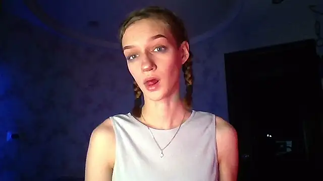 Snapshot of Chrissy_Joyful chatting on 05/12/26, 05:04 Chrissy Joyful online show from 05/12/26, 05:04