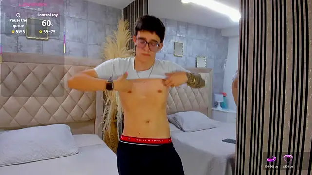 TylerCross  online show from 04/14/26, 08:26