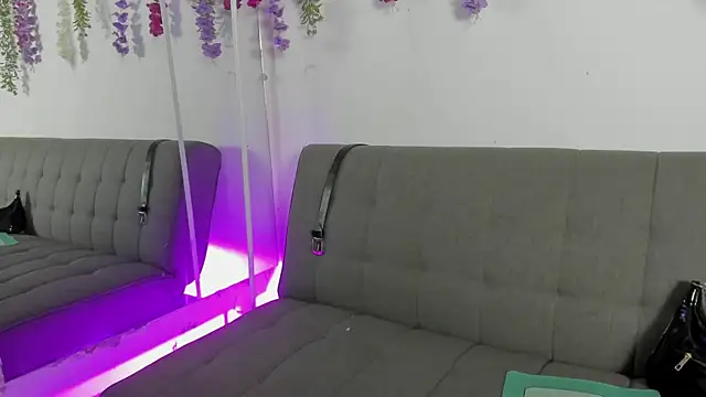 Petite Artemis online show from 03/28/26, 01:38