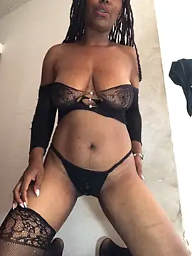 almaseductora online show from 05/18/26, 02:56