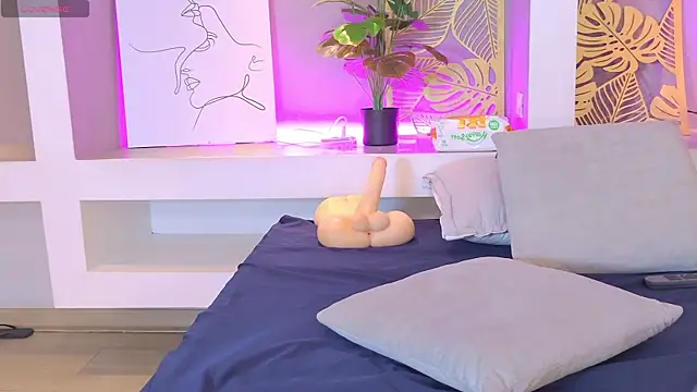 alissongreey online show from 07/28/26, 03:21