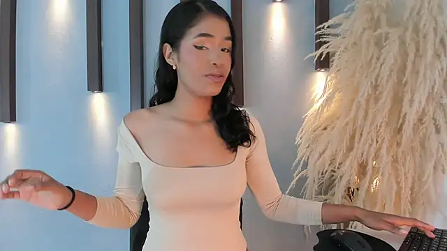 Rachel Jamesx online show from 03/28/26, 09:25