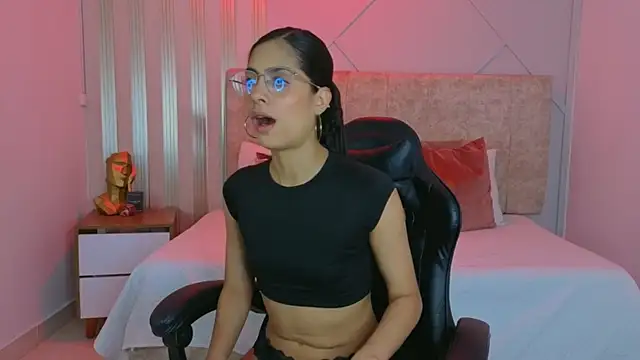 j belle  online show from 04/09/26, 01:27