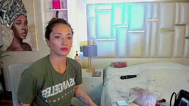 ZoeTaylorl online show from 04/01/26, 01:41