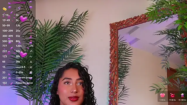 SoyJuliana 19 online show from 05/28/26, 12:35