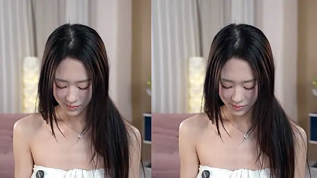 Snapshot of Honeypeach-0112 chatting on 03/26/26, 02:22 Honeypeach-0112 online show from 03/26/26, 02:22