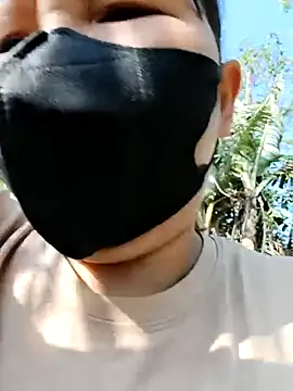 Tini-mimi online show from 04/10/26, 01:00