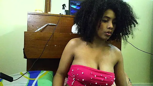 Larita curly online show from 04/24/26, 10:45