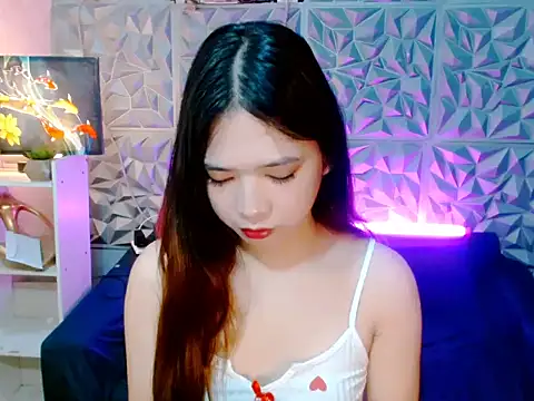 7inchbigsurprise online show from 06/20/26, 11:46