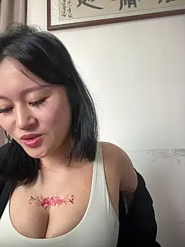 Yolanda9 online show from 04/11/26, 02:05