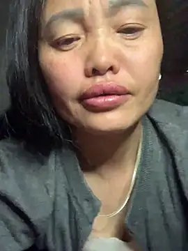 ten-girl-2k5 online show from 03/11/26, 12:05