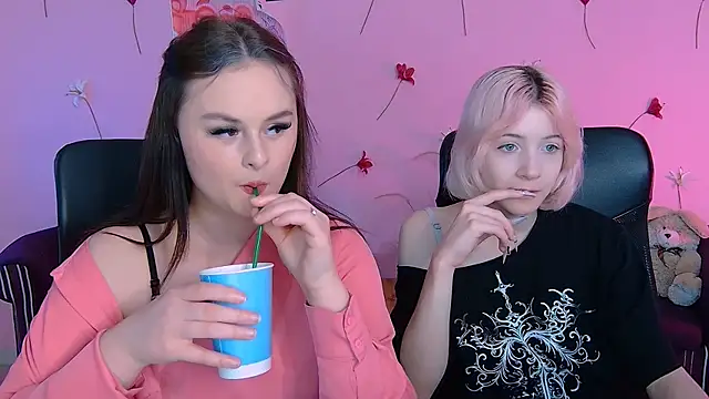 sabrina moore online show from 05/26/26, 07:48