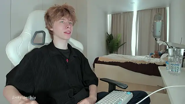 Wawesuc online show from 04/17/26, 08:28