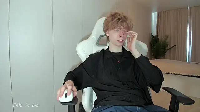 Wawesuc online show from 04/22/26, 09:55