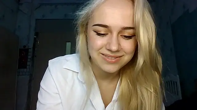 Barbie   girl online show from 03/21/26, 09:14