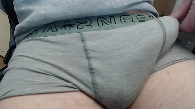 belle queue online show from 04/20/26, 05:05