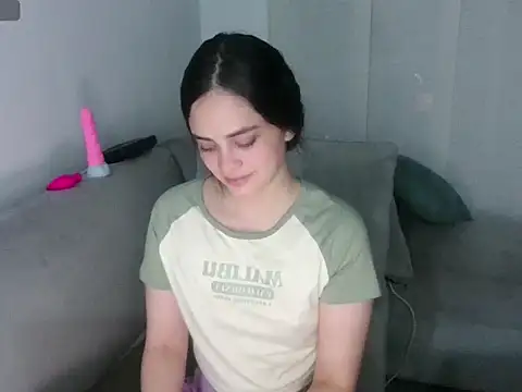 ashely jensen online show from 03/29/26, 03:17