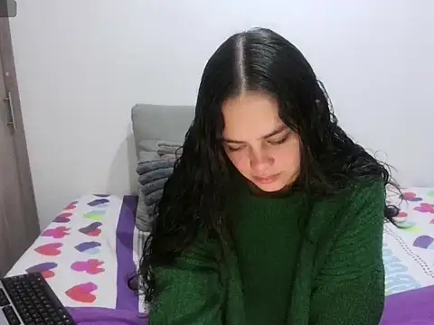 ashely jensen online show from 06/17/26, 02:03