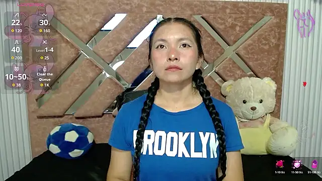 Chloe16  online show from 03/25/26, 12:38