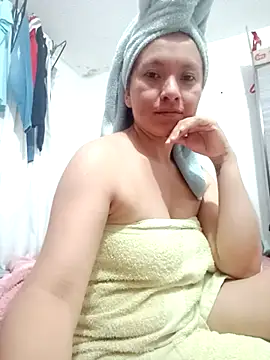 Chloe16  online show from 04/03/26, 10:19