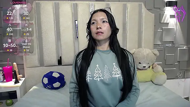 Chloe16  online show from 04/06/26, 08:21