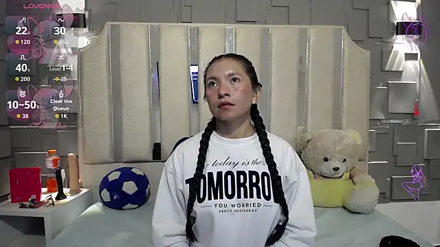 Chloe16  online show from 04/10/26, 07:40